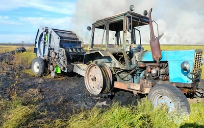 Трактор сгорел в Бейском районе