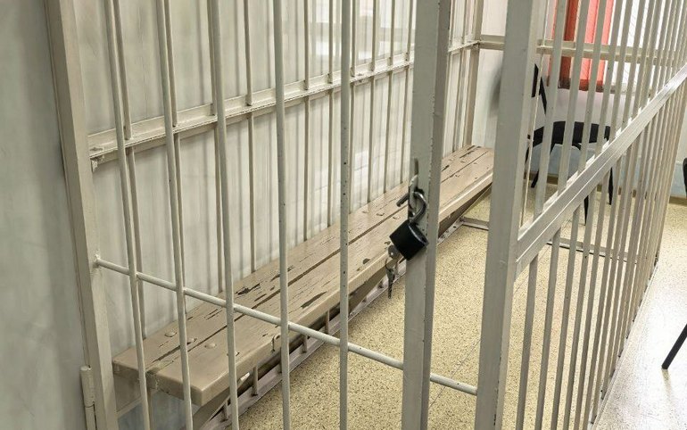 Почти 1 кг: 24-летняя наркоторговка, попавшаяся в Хакасии, проведет в колонии 9,5 лет