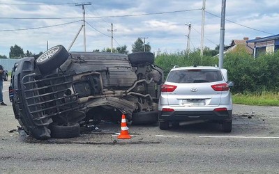 Женщина в BMW погибла: подробности тройного ДТП в районе Подсинего
