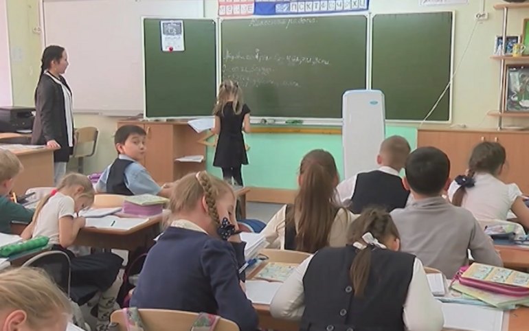 Не все педагоги Хакасии получили авансы