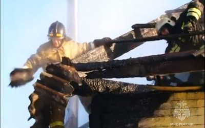 Пять пожаров за выходные произошли в Хакасии