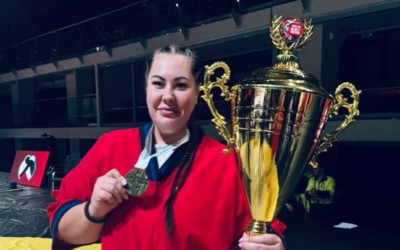 Татьяна Зырянова из Хакасии взяла золото Кубка мира по борьбе на поясах