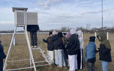 На метеостанцию «Хакасская» сходили школьники