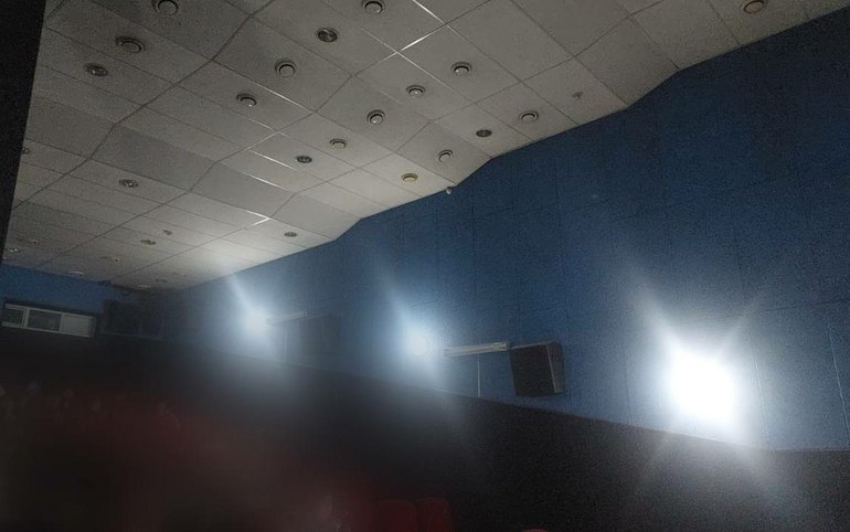 Глазные ожоги в абаканском «Наутилусе» получили 32 человека. 20 из них - дети