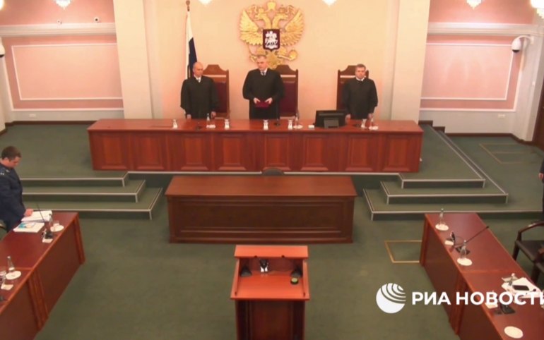 Верховный суд России оставил право собственности за покупателем квартиры Ларисы Долиной