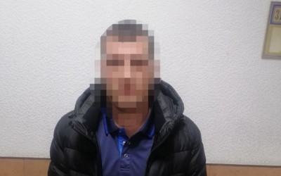 Серийного вора из Красноярска поймали в Хакасии. Он проникал в дома