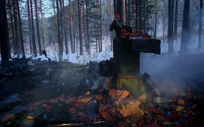 В Хакасии владельца дома отдыха, где сгорели трое парней, отправили в СИЗО