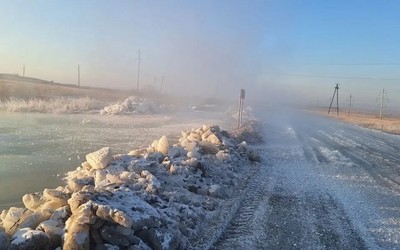 Вода вышла на дорогу Белый Яр - Аршаново - Бея
