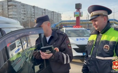 За день рейдов по тонировке в Хакасии выявили больше 100 нарушений