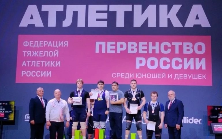 Станислав Арчимаев из Хакасии – победитель первенства России по тяжелой атлетике