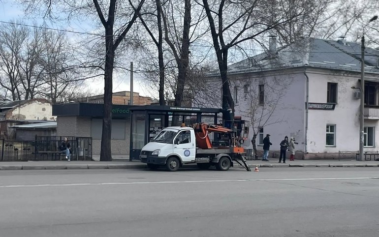 Освещение смонтируют в семи остановочных павильонах в Абакане