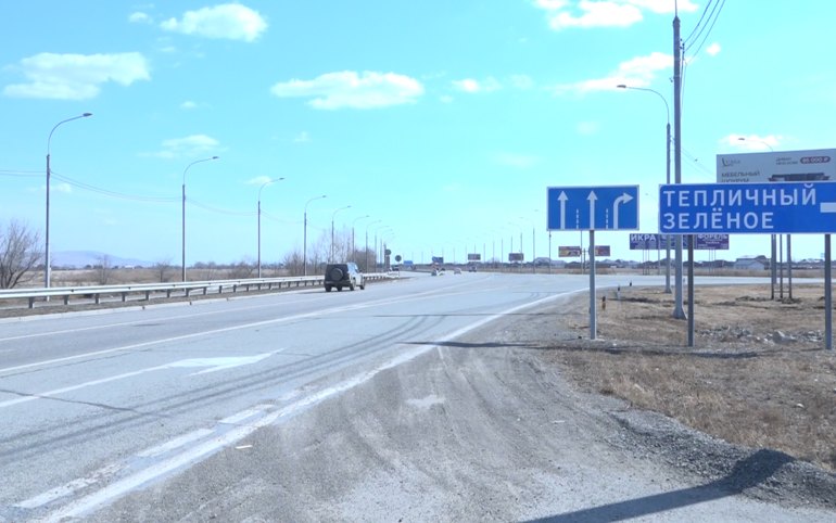 При повороте на село Зелёное появилась камера