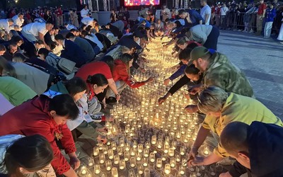 «Свеча памяти» прошла в Черногорском парке