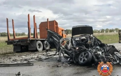Под Минусинском смертельная авария с КАМАЗом