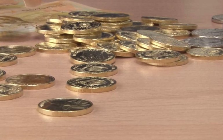 Больше двух тонн мелочи обменяли жители Хакасии в Монетную неделю