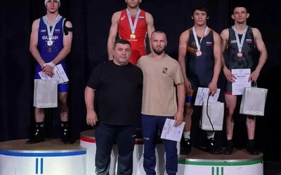 Спортсмен из Хакасии взял бронзу на первенстве России по греко-римской борьбе