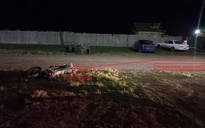Бесправник вез 5-летнюю девочку на мотоцикле и попал в ДТП в Бейском районе