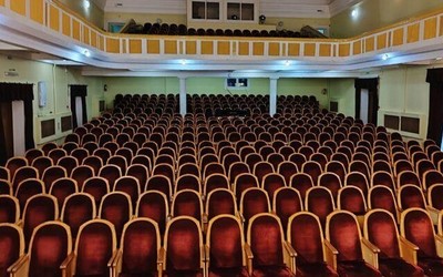 Отремонтируют большой зал и установят новое звуковое оборудование в Центре им. Кадышева