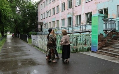 Облезшее здание УПК обновят в Абакане