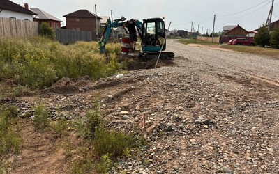 К линии освещения на улице Саянская приступили в Абакане