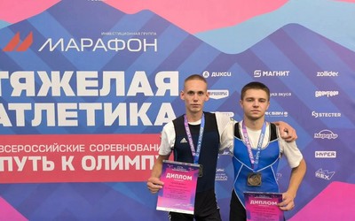 Тяжелоатлеты Хакасии завоевали золото и бронзу на Всероссийских соревнованиях