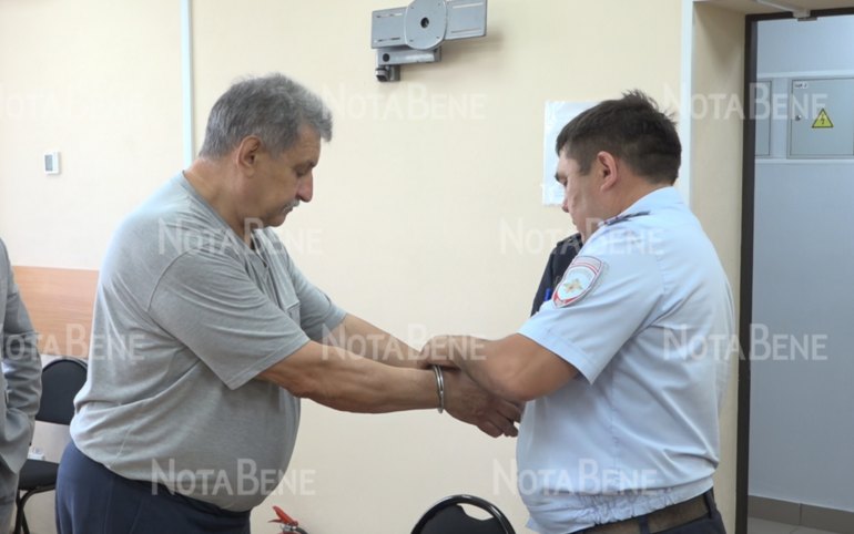 Владельцу гостевого дома под Саяногорском, где сгорели трое парней, дали 3,5 года