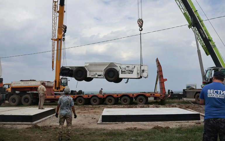 Шахта-парк на горе Изых пополнился новой техникой