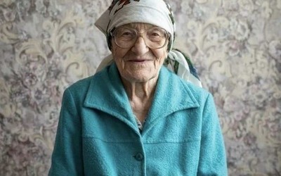 Труженице тыла в Алтайском районе исполнилось 95 лет