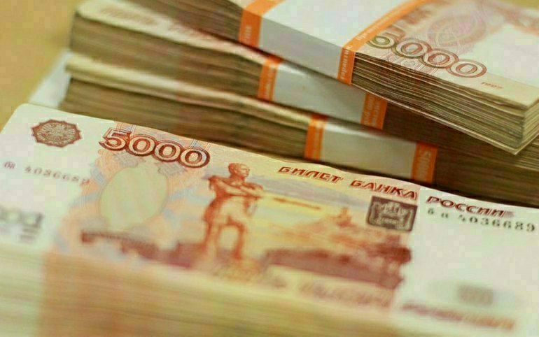 Почти 8 млн руб. потеряла жительница Саяногорска, помогая ловить мошенников