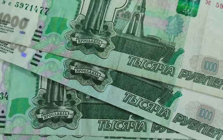 17-летней дропперше из Абакана грозит уголовное дело