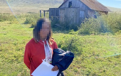 Сбежала от алиментов и сына на ферму с новым ухажером жительница Сорска