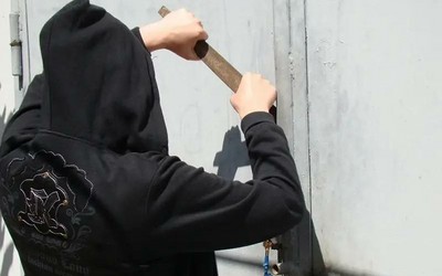 В Хакасии 17-летний подросток воровал электроинструменты и продавал их в интернете