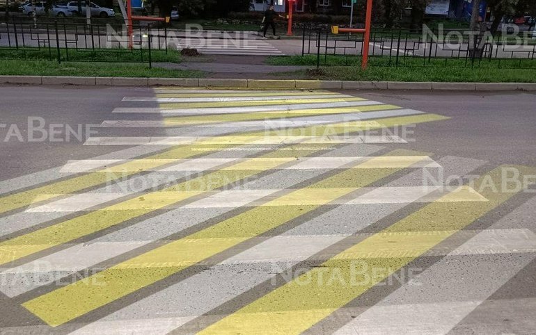 Пешеходный переход в Черногорске, который немного повело, исправят
