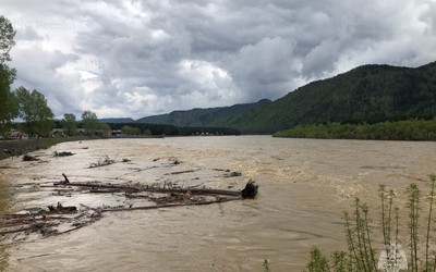 В Абазе уровень воды на реке Абакан поднялся на 47 см за сутки