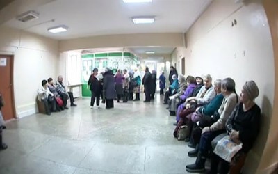 В Хакасии диабетики часами стоят в аптеке за лекарствами