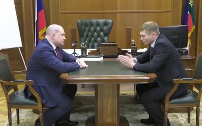 Избранный глава Хакасии Валентин Коновалов встретился с ИО Михаилом Развожаевым