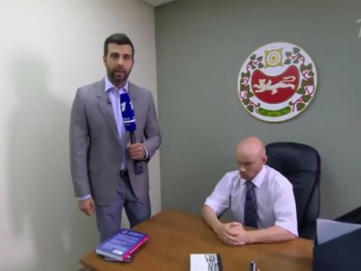 Иван Ургант показал пародию на главу Ширинского района Хакасии Сергея Зайцева