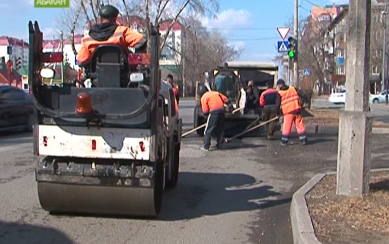 Дорожники Абакана собираются приступать к укладке асфальта