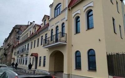 Сколько стоит гостиничный номер Валентина Коновалова в Питере?