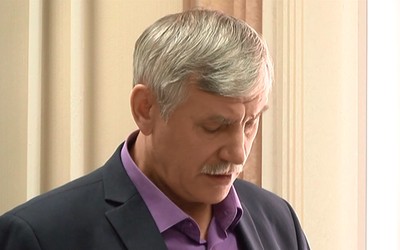 Мэру Черногорска Василию Белоногову суд зачитал обвинение