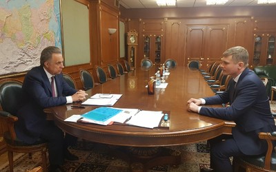 Валентин Коновалов обсудил с Виталием Мутко коммунальное хозяйство Хакасии