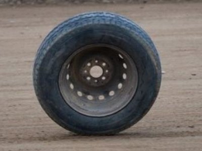 Колесо машины едва не убило ребёнка в Хакасии