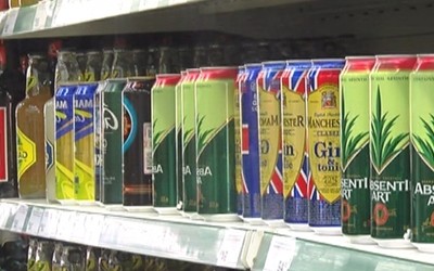 Алкогольные энерготоники по-прежнему на прилавках Хакасии