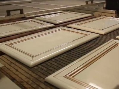 Мебельная компания Абакана собирает деньги, а с гарнитурами серьезно затягивает