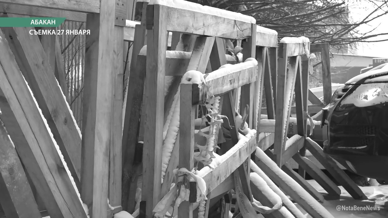 Тепловики за собой убрали на Пушкина, 105