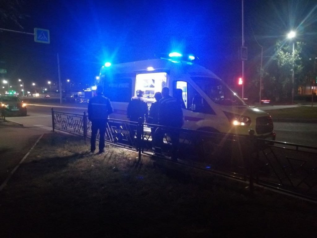 На улице в Минусинске убили мужчину