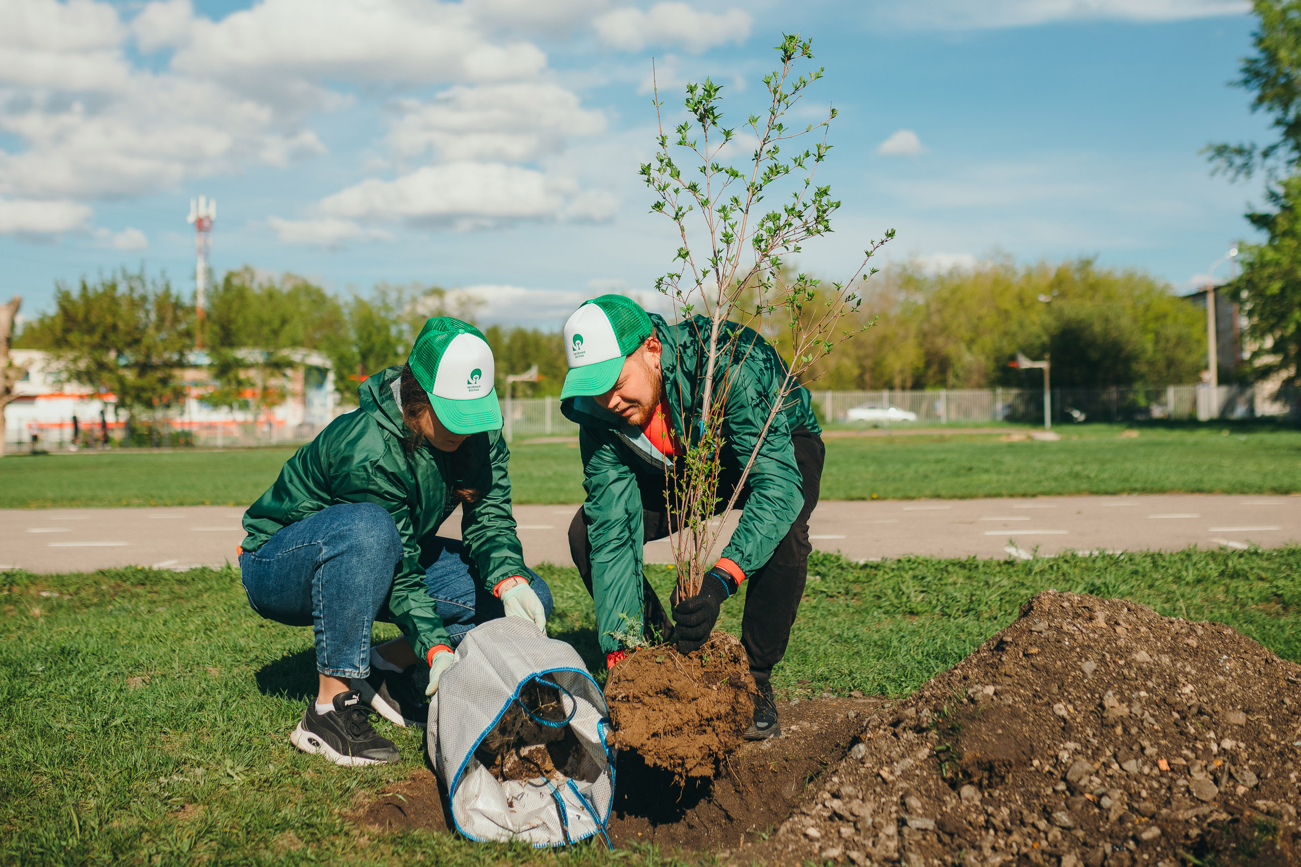 Зеленая волна: волонтеры РУСАЛа примут участие в озеленении Саяногорска