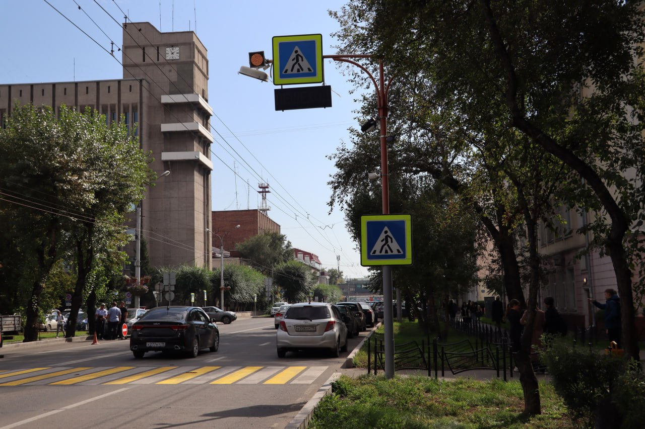 В Абакане установили первый «умный пешеходный переход» | 18.09.2023 | Абакан  - БезФормата