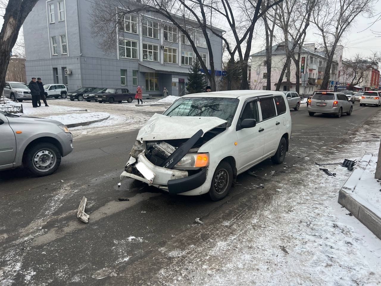 Двое детей пострадали в ДТП в Абакане. Они ехали в такси | 05.03.2024 |  Абакан - БезФормата