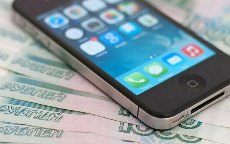 Жительница Саяногорска не только сама пострадала от мошенников, но и сделала сожителя дроппером